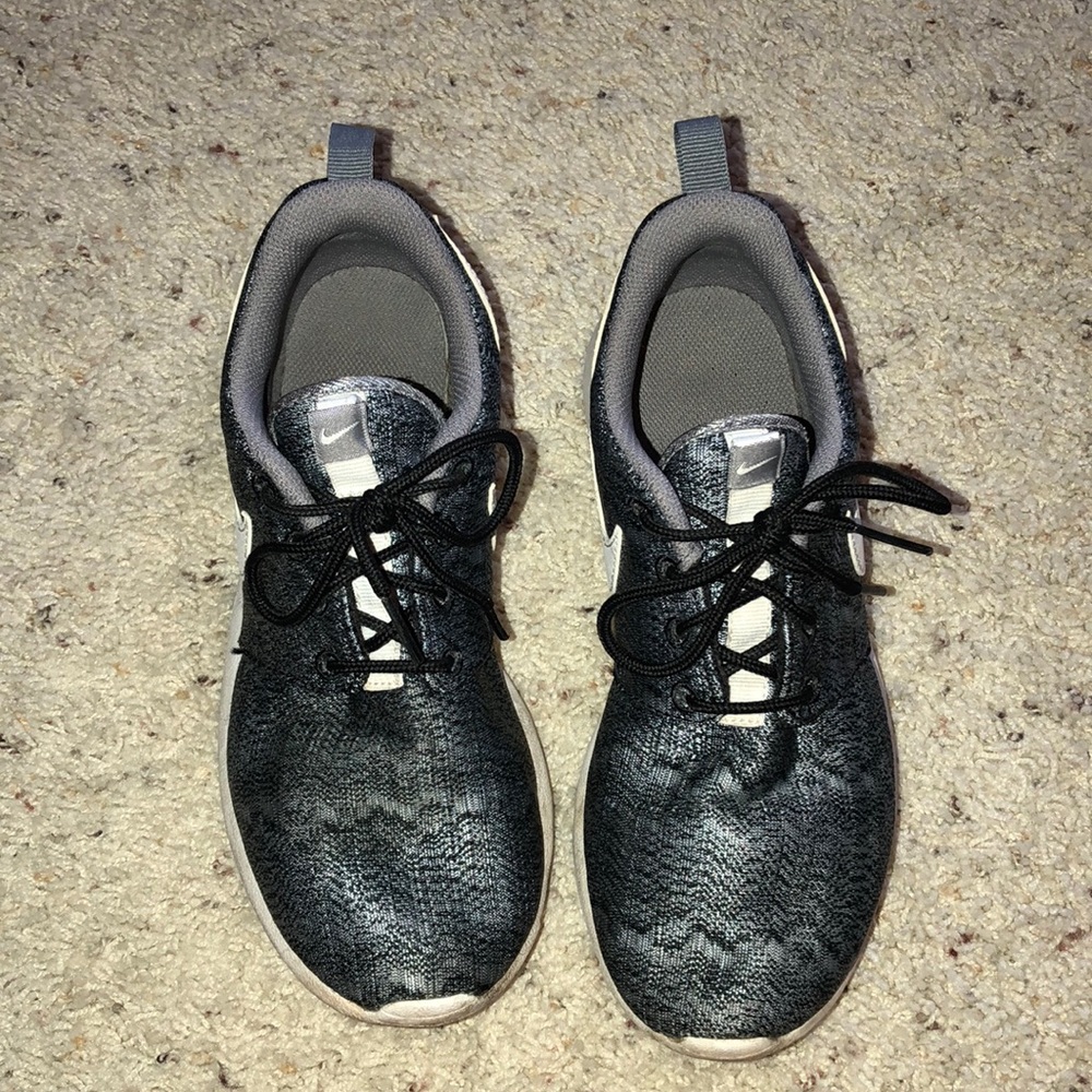 Nike Roshes